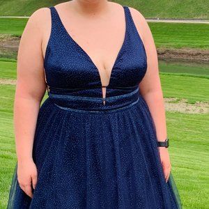 Size 20 2 Cute navy blue shimmery prom dress
